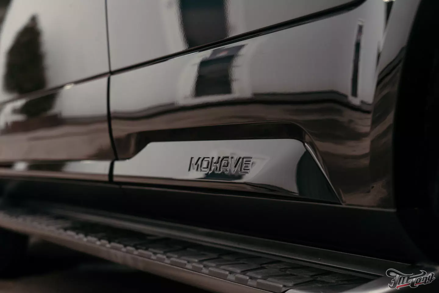 Комплексная шумоизоляция, антихром и ремонт бампера для Kia Mohave